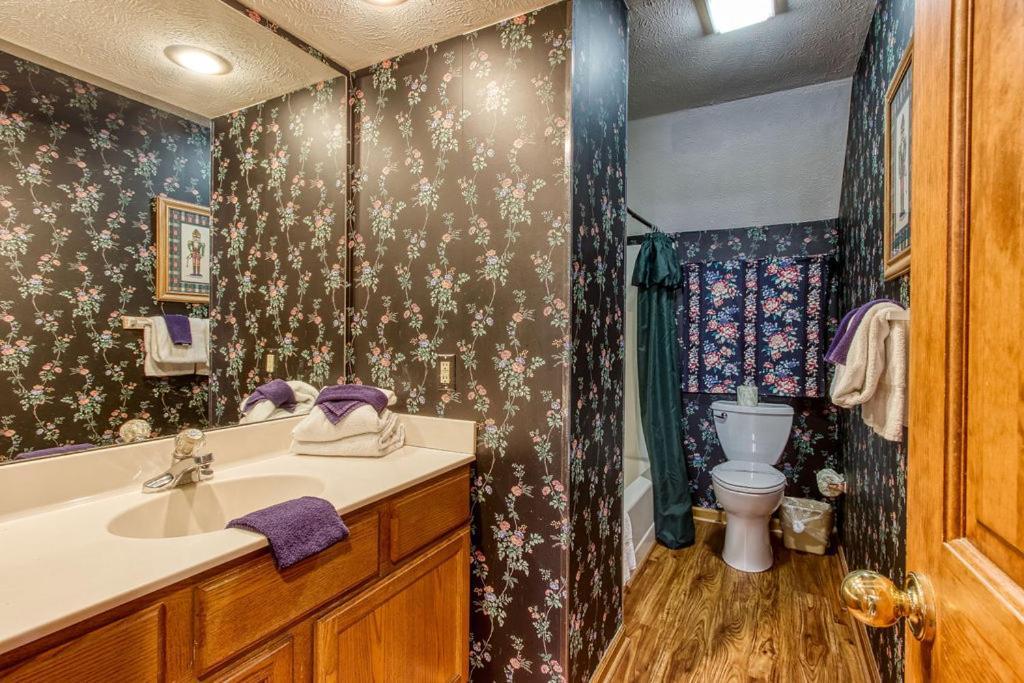 Serenity Heights, Amazing Views, Hot Tub Pool Access, 1089 Free Tickets Each Paid Day, Dollywood Gatlinburg Ngoại thất bức ảnh