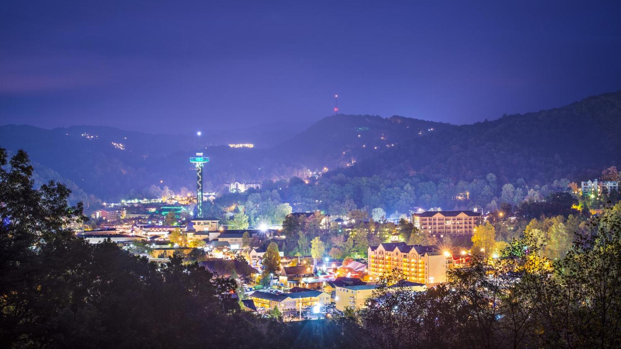 Serenity Heights, Amazing Views, Hot Tub Pool Access, 1089 Free Tickets Each Paid Day, Dollywood Gatlinburg Ngoại thất bức ảnh