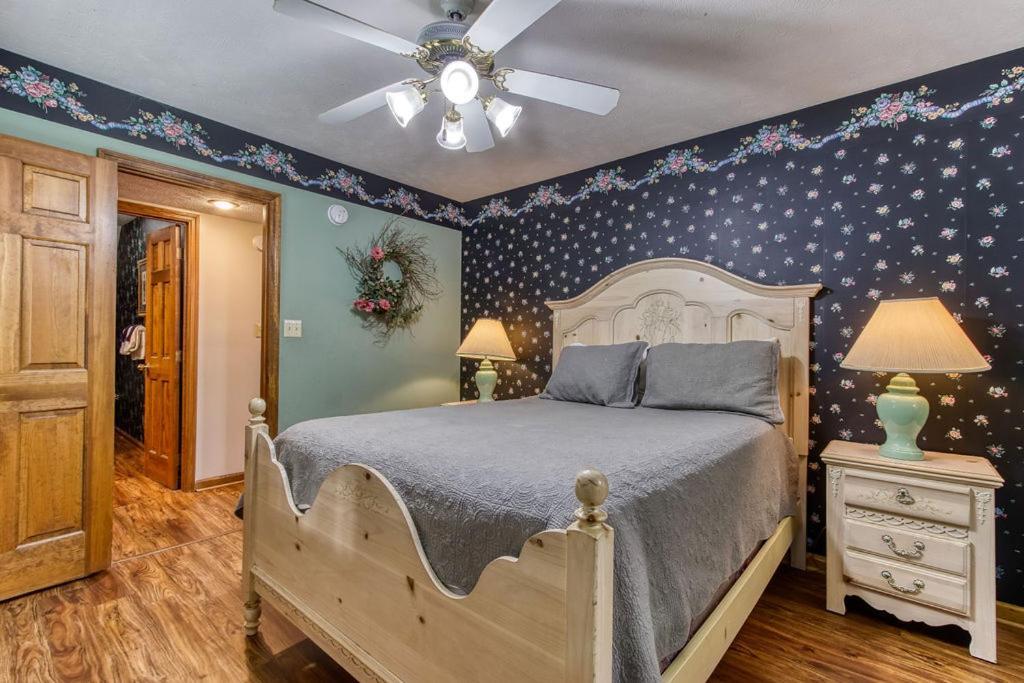 Serenity Heights, Amazing Views, Hot Tub Pool Access, 1089 Free Tickets Each Paid Day, Dollywood Gatlinburg Ngoại thất bức ảnh