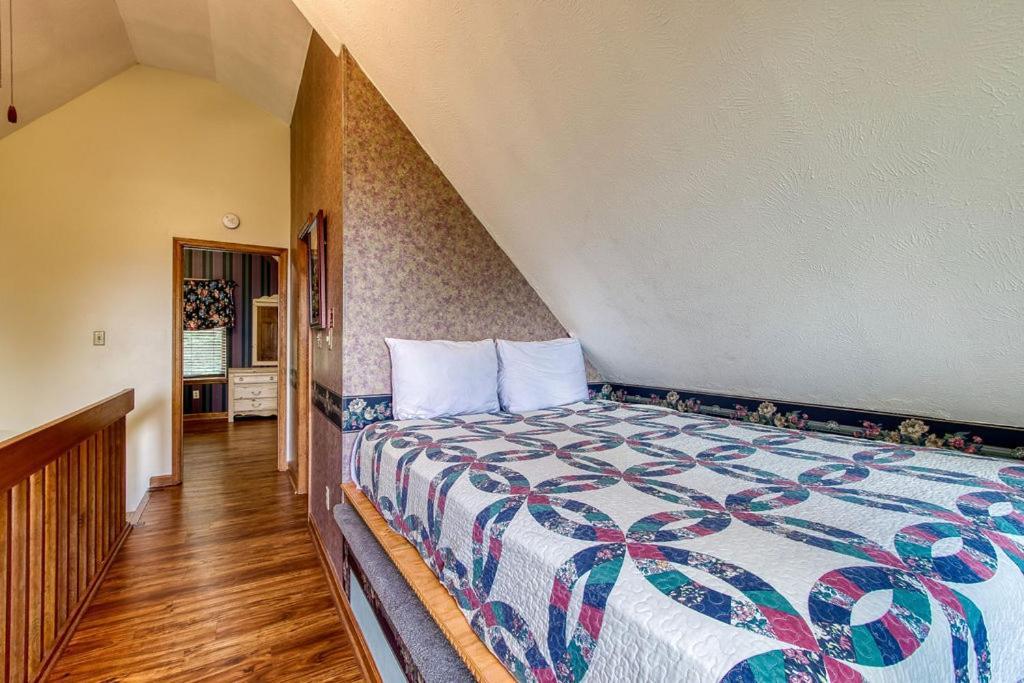 Serenity Heights, Amazing Views, Hot Tub Pool Access, 1089 Free Tickets Each Paid Day, Dollywood Gatlinburg Ngoại thất bức ảnh